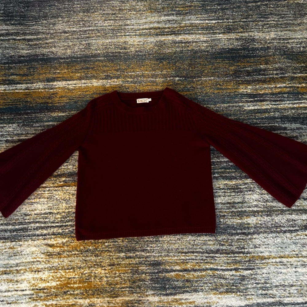 Chic Burgundy Bell Sleeve Cashmere Sweater